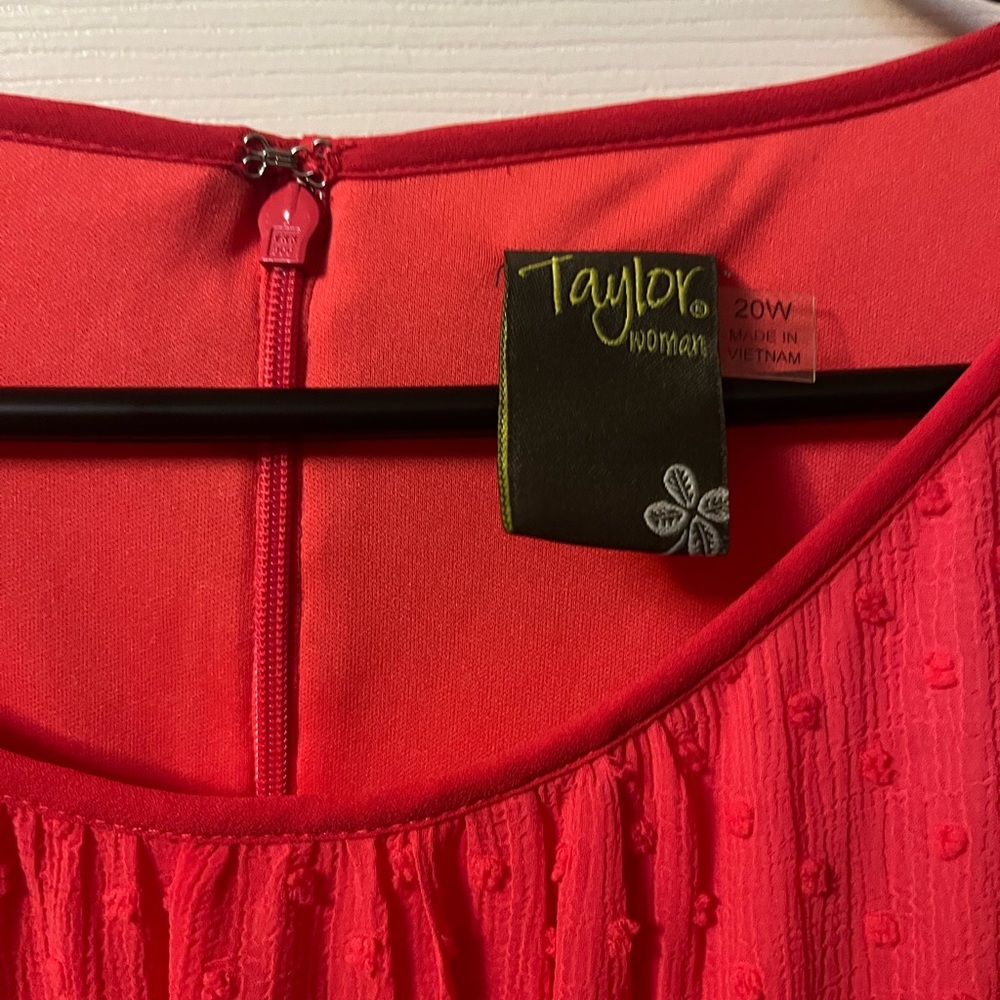 Elegant plus size Sleeveless Dress. New with tags. - Picture 8 of 10